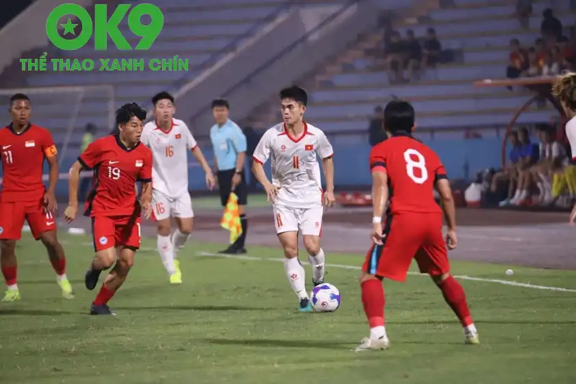 U23 Singapore hoàn toàn lép vế trước U23 Việt Nam. U23 Singapore hoàn toàn lép vế trước U23 Việt Nam.